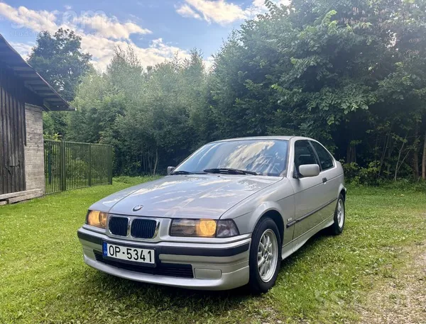 BMW Pārdod vai mainu dzīvu un koptu Compactu ar jaunu 