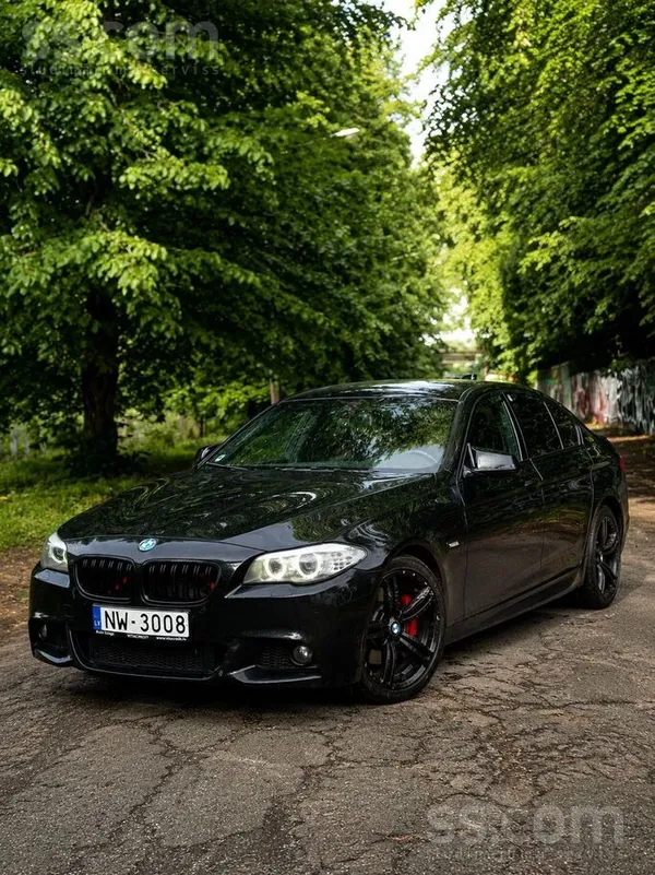 BMW Pārdodu BMW F10 525d M-Packet. Auto ir labā tehnis