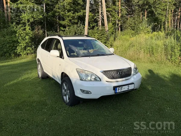 Lexus LX
