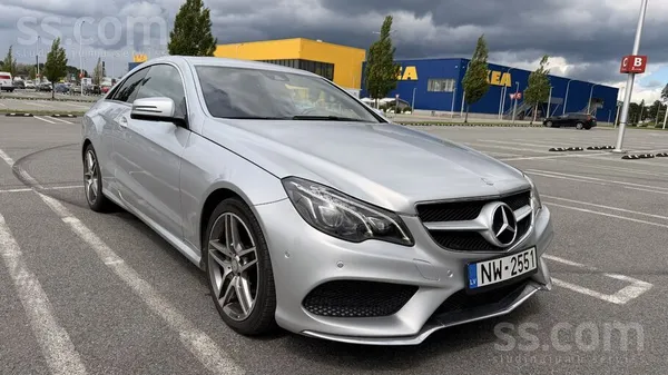 Mercedes Pārdod ļoti koptu un stilīgu Mercedes-Benz E250 Co