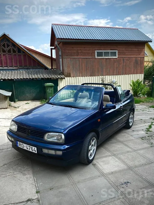 Volkswagen Pārdod VW Golf 3 Cabrio, 2002. gada izlaidums. 