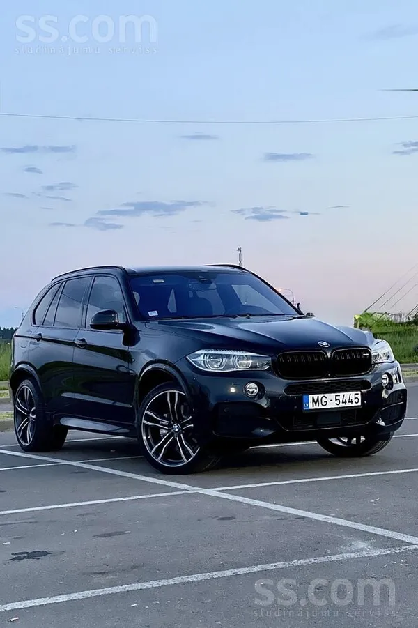 BMW По всем вопросам звонить/писать на whatsapp. 