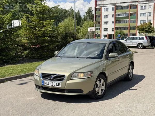 Volvo Pārdodu Volvo S40 1.6Tdi 80 kw, Facelift-modelis