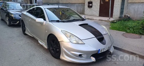 Toyota Pārdod Toyota Celica 2002