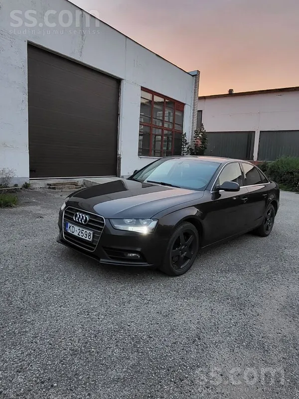 Audi Sakarā ar jaunāka modeļa Iegādi
