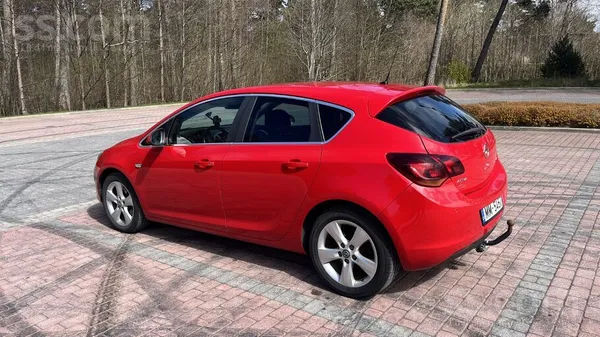 Opel Pārdodu savu Opel Astra 1.7 Cdti, 92 kW. Auto ikdi