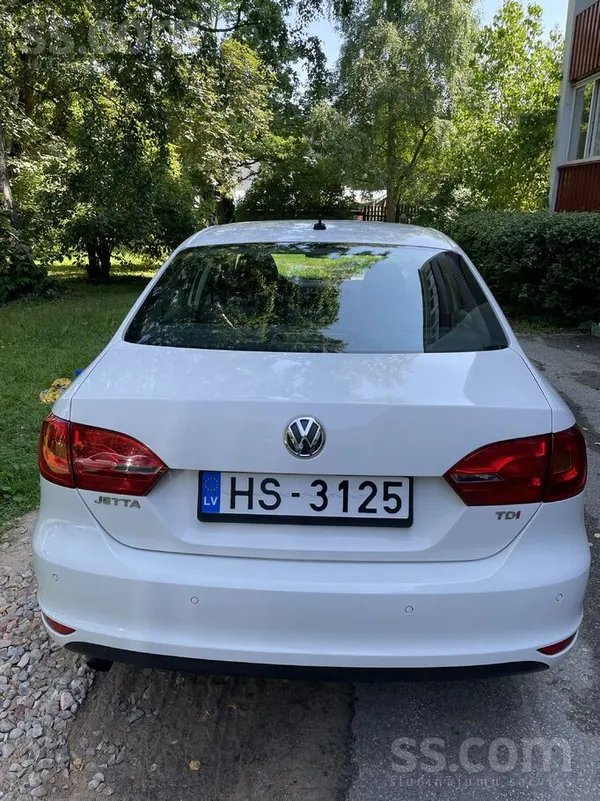 Volkswagen VW Jetta, 2011. gada. 1.6l dīzelis, mehānika