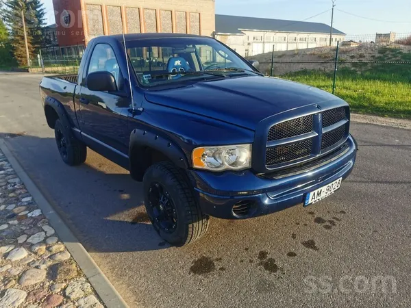 Dodge Pārdod labu N1 kategorijas auto. Cena ar Pvn. 3.vi