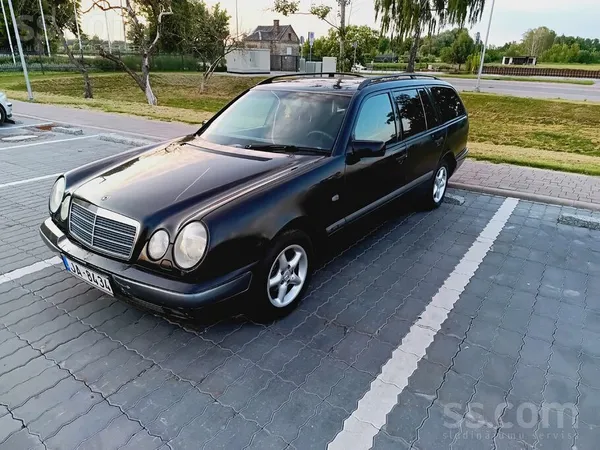 Mercedes Kārtīgs darba mersis, 7 sēdvietas. Kvalitatīva gāz