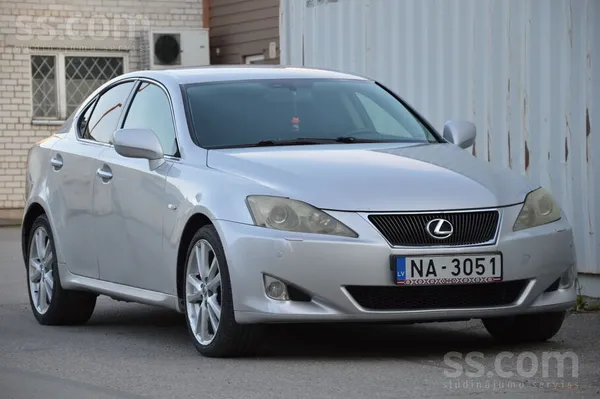 Lexus Pārdod Lexus 220 , auto ar labu komplektāciju, key