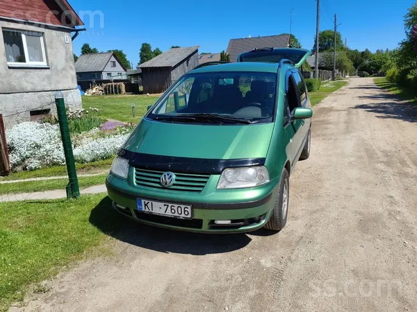 Volkswagen Pārdodam WV Sharan 1, 8 turbo (benzīns/gāze). Auto