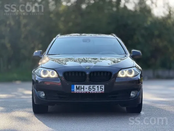 BMW Tiek tirgots 530 BMW, jeb tautā zināmais F11 ar 3.