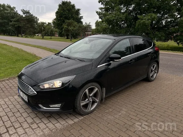 Ford Focus - 1