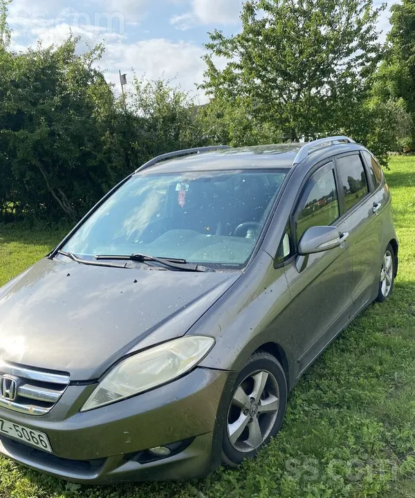 Honda Pārdodu sagurušu Hondu Fr-V 1.8 benzīns - gāze . J