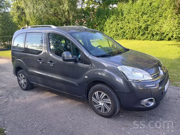 Citroen Хорошее внешнее и техническое состояние. ...