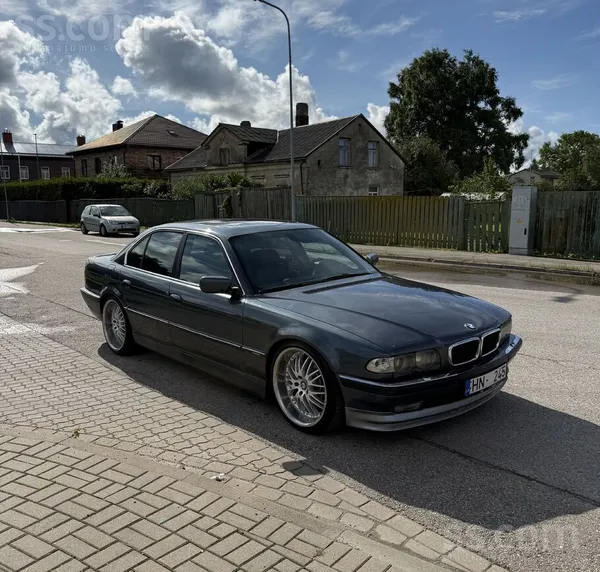 BMW BMW 730d, 142kw, individual. 