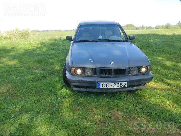 BMW Pārdodu 525 120kw , reģistrēts m57 motors. Ir vizu
