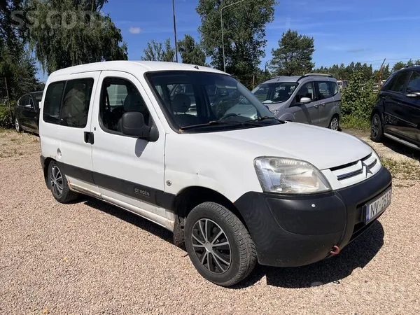 Citroen Berlingo 1.4Benzins, M+S, Centr. Atsl, T. A, Darba kārtībā, viss darbojas, ir vizuālie defekti, nodokļi samaksāti , v ...