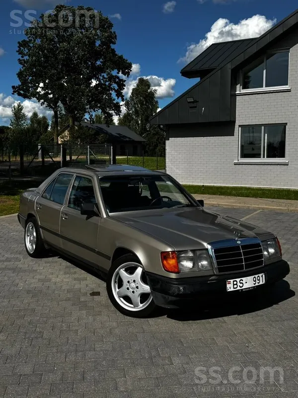 Pārdodu Mercedes W124 E230 ar 2.3 benzīna dzinēju. 4 ātrumu manuālis. Apskat