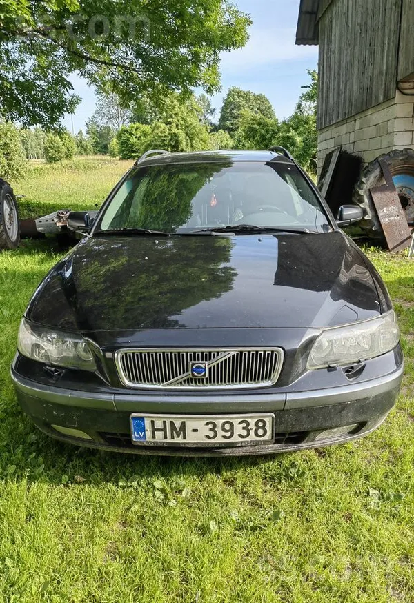 Volvo Pārdod Volvo V70, 2.4l D5 dīzelis, 120kW.