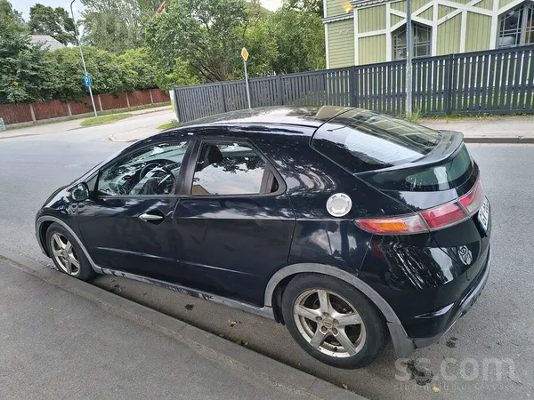 Honda Pārdodu 2007. gada Honda Civic, 1.8 benzīns, manuā