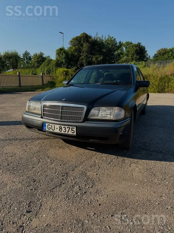 Mercedes Pārdodu mb c220 w202 auto nepieciešami metināšanas