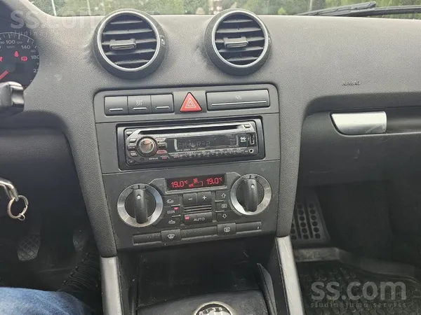 Audi Pārdod Audi A3, eļļa mainīta regulāri, zobsiksna m