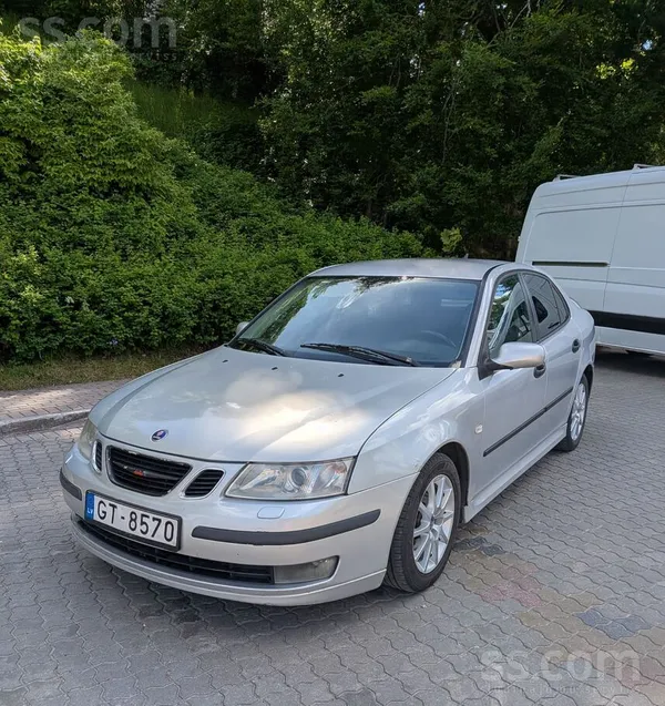 Saab Pārdošanā lidmašīna uz riteņiem. 