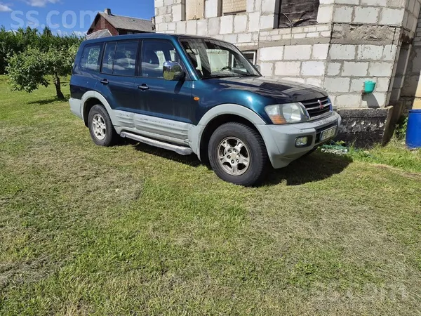 Mitsubishi Auto rūc un brauc, 4×4 darbojas visos režīmos, ir 