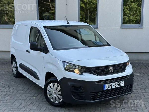 Peugeot Peugeot Partner 1.2 benzīns , 81kw , manuāls 6 ātr