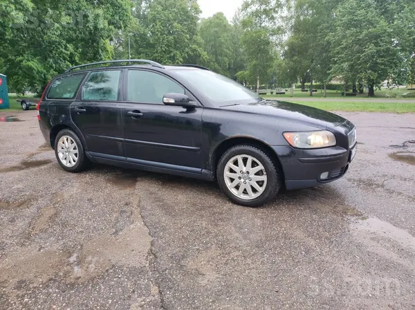 Volvo Mašīna darba kārtībā. Tiek lietota ikdienā. Pirms