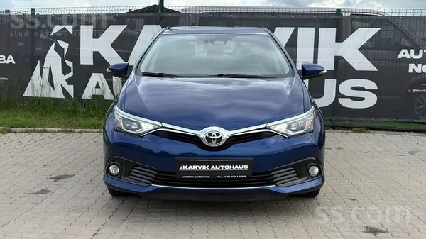 Toyota Toyota Auris labā tehniskā un vizuālā stāvoklī. 97