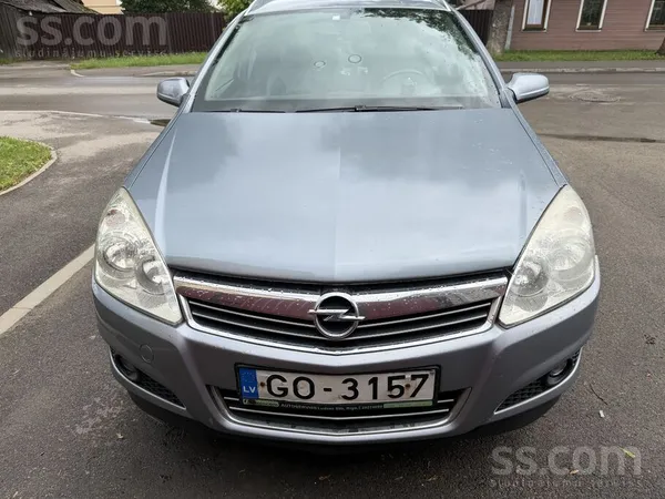 Opel Opel Astra Station Wagon 2007года 1.6 бензин-газ 8