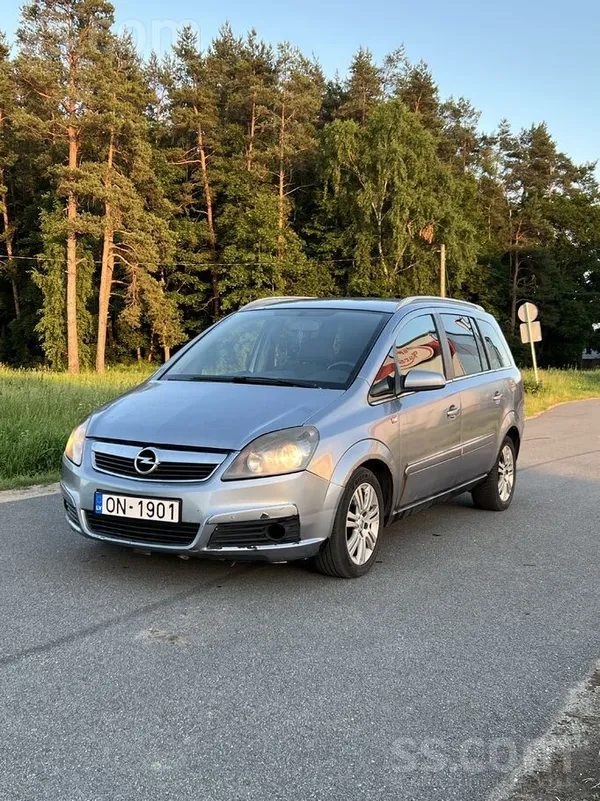 Opel Pārdodu opeli laba tehniska stāvokli 
