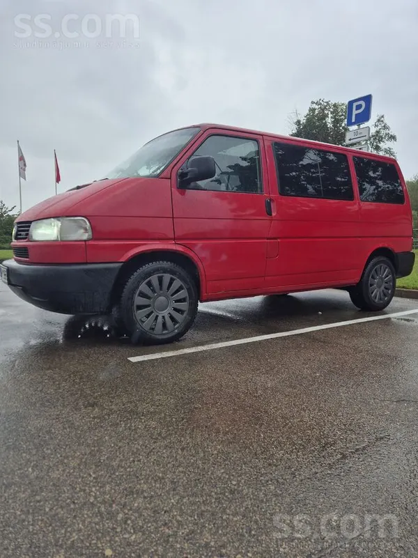 Volkswagen Uz tirgu iet labs T4 busiņš ar leģendāro 2.5 tdi. 