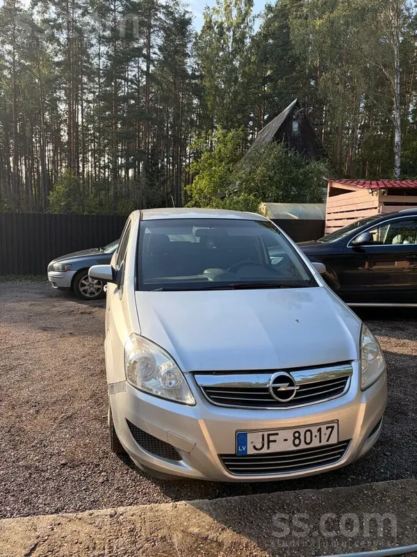 Opel Машига технически и визуально в хорошем состоянии