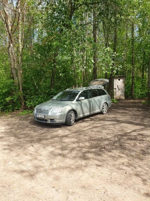 Pārdodu Toyota Avensis, neliels, pārbaudāms nobraukums. El. regulējami ādas sēdekļi, lietus sensors, kruīza un klimata kontro ...