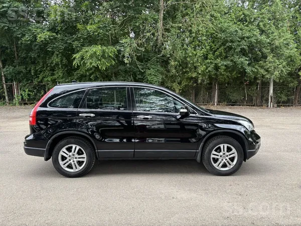 Honda Atbraukusi no Vācijas savā gaitā. Pilnpiedziņa 4 4