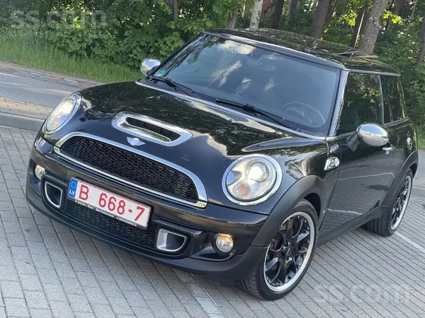 Pārdodu Mini Cooper S 2.0 dīzels . Tikko ievests no Vācijas. Originals nobra