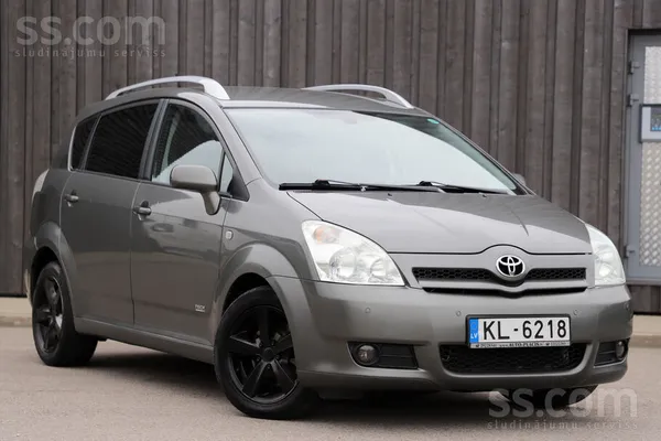 Toyota 7 Sēdvietas / Toyota Corolla Verso 2.2 D4D Dīzelis