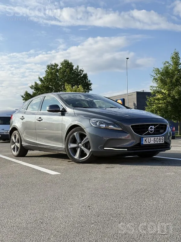 Volvo Pārdod Volvo V40 D2. Atvests no Itālijas, viens īp