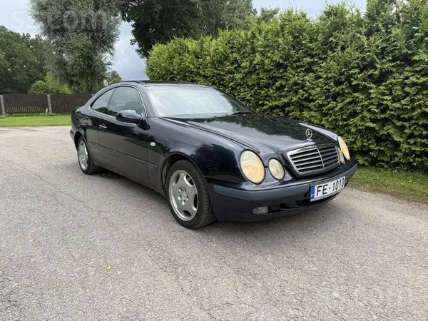 Mercedes Pārdodu ļoti labā tehniskā un vizuālā stāvoklī eso