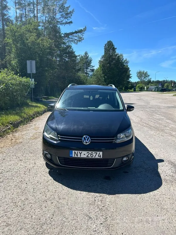 Volkswagen Tiek tirgots 7-vietīgs VW Touran, jo iegādāta jaun
