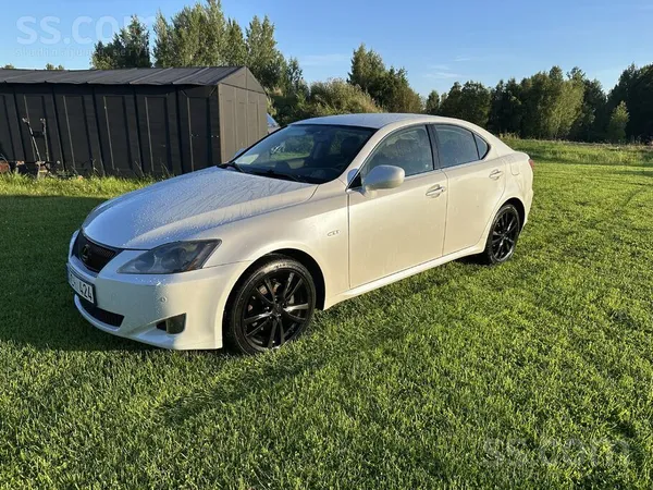 Lexus Pārdodu Lexus IS 220d ar jaunu tehnisko apskati. 