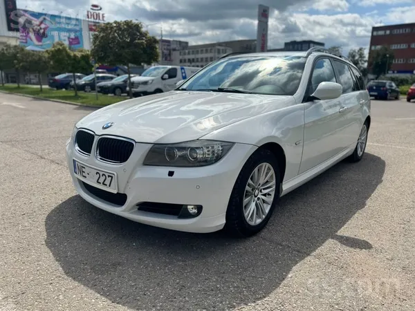 BMW 320