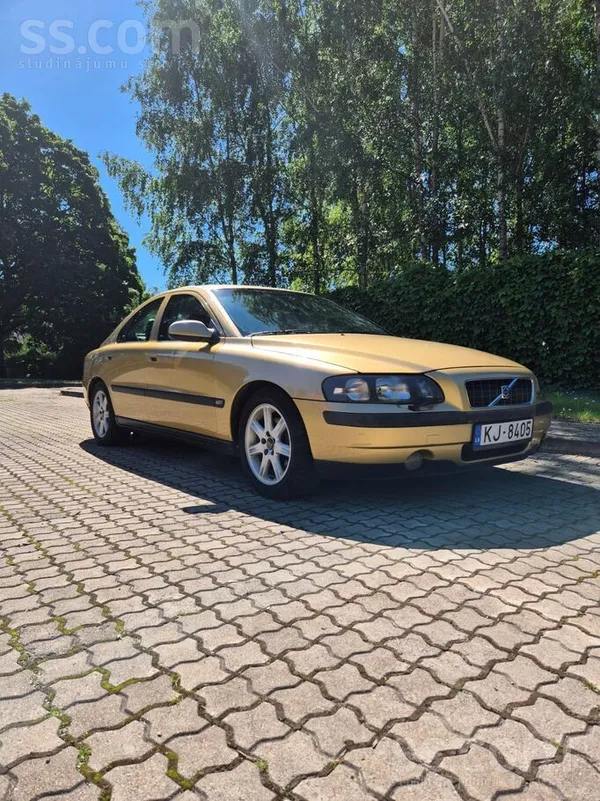 Volvo Pārdod volvo s60 2.4d d5 120kw. Labā tehniska un v