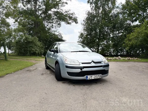 Citroen Pārdodu Citroën C4 1.6 Hdi