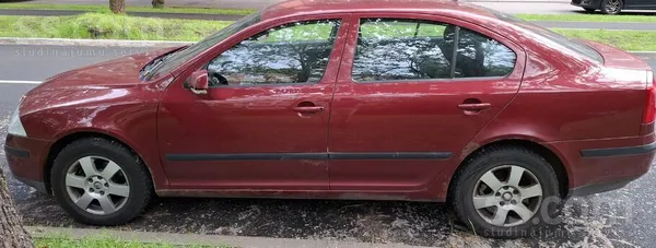 Pārdodu auto ar lielu bagāžnieku. Jāmetina sliekšņi un vadītāja puses logam jāmaina mehānisms, lai izietu TA. Orientējošas iz ...