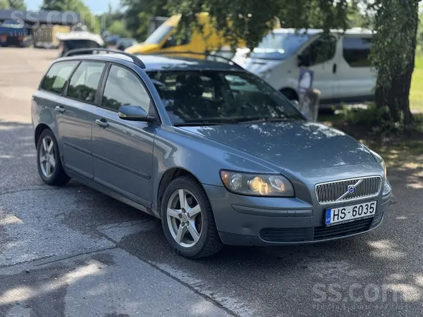 Volvo Volvo V50 2, 0 dīzelis. 100 kw
