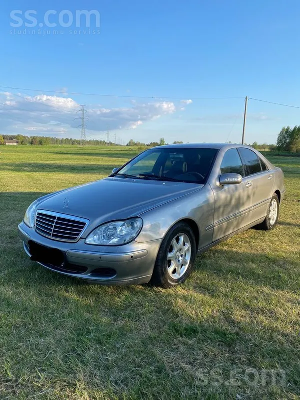 Mercedes Pārdodu normālā stāvoklī, Mersedesu S 320.Viens no